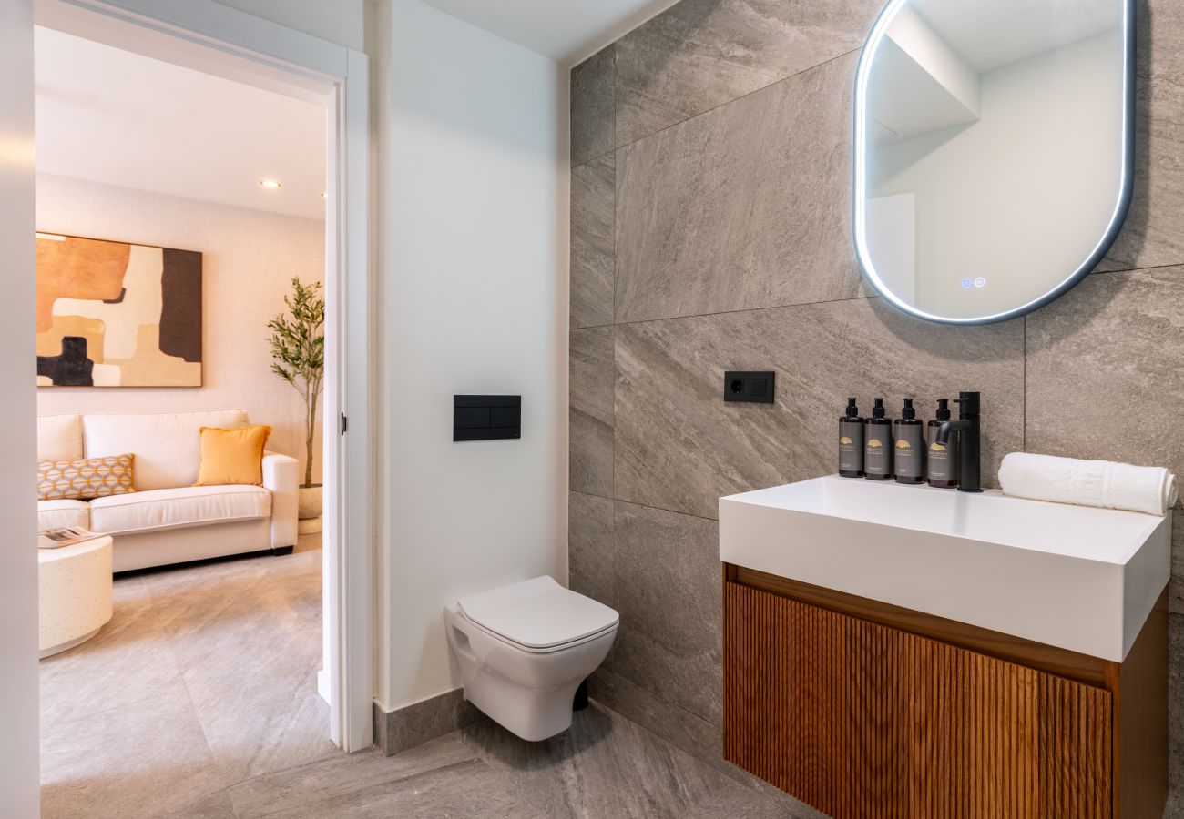 Estudio en Sevilla - 101 - Visibilidad Reducida