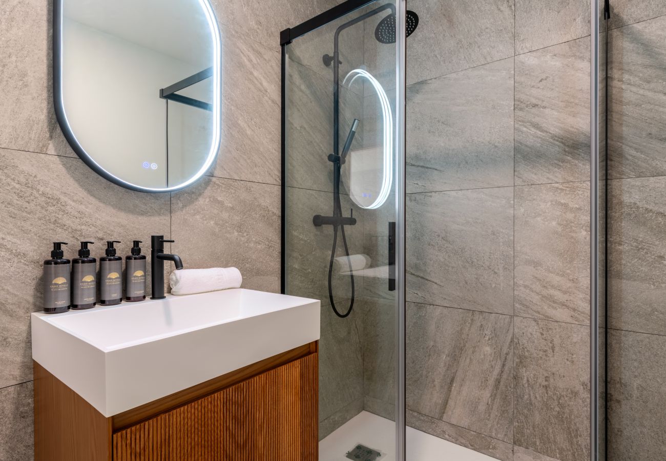 Estudio en Sevilla - 101 - Visibilidad Reducida