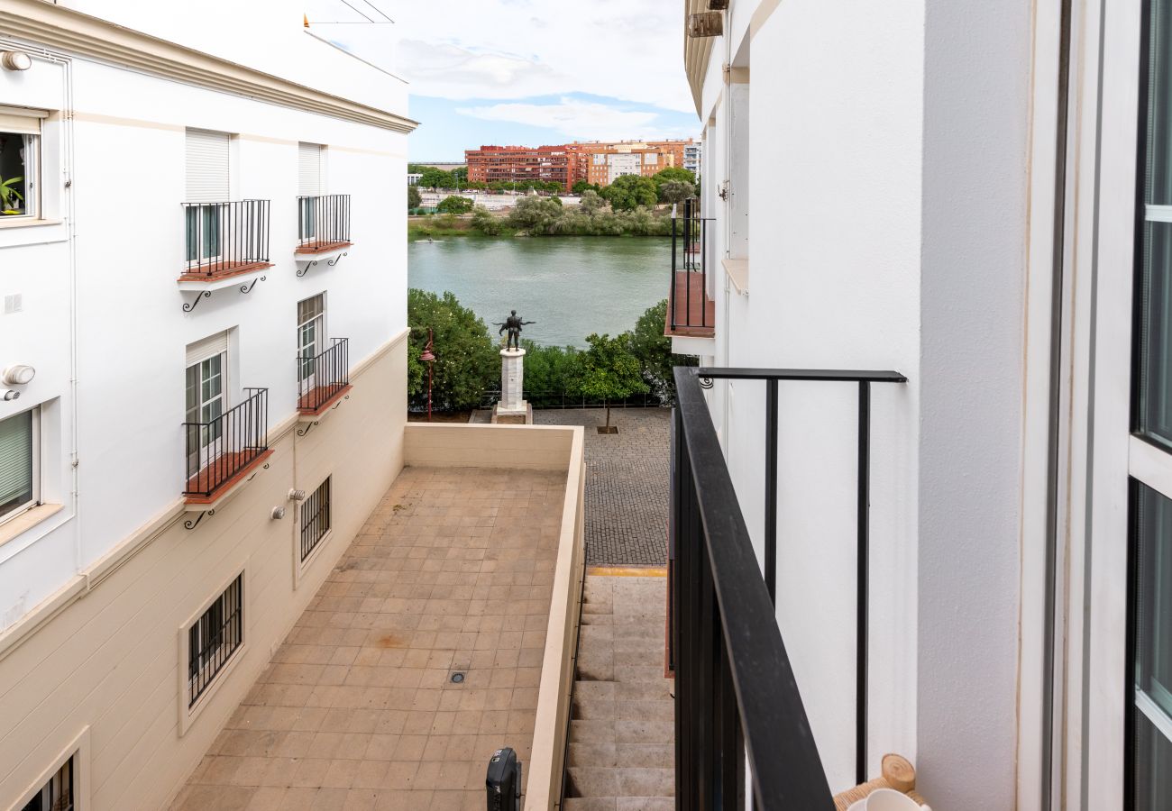 Apartamento en Sevilla - La casa de Carla. Vistas al rio 3 hab y 2 baños