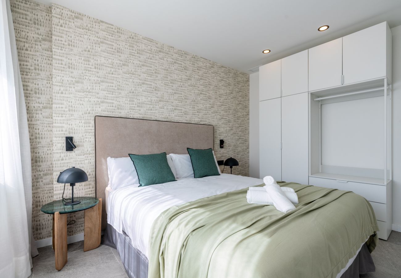 Aparthotel in Seville - 212-COM