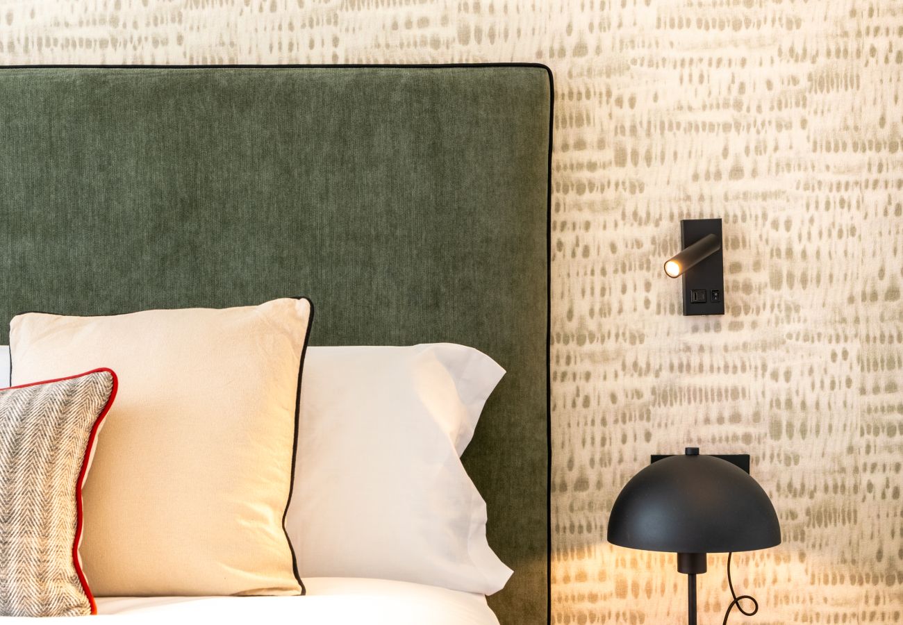 Aparthotel in Seville - 212-COM