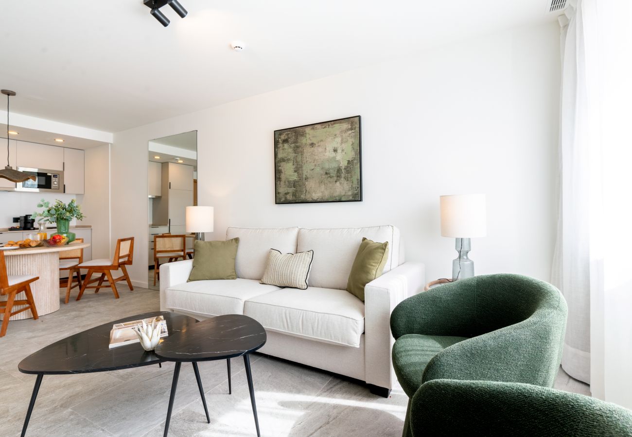 Apartment in Seville - 103-105